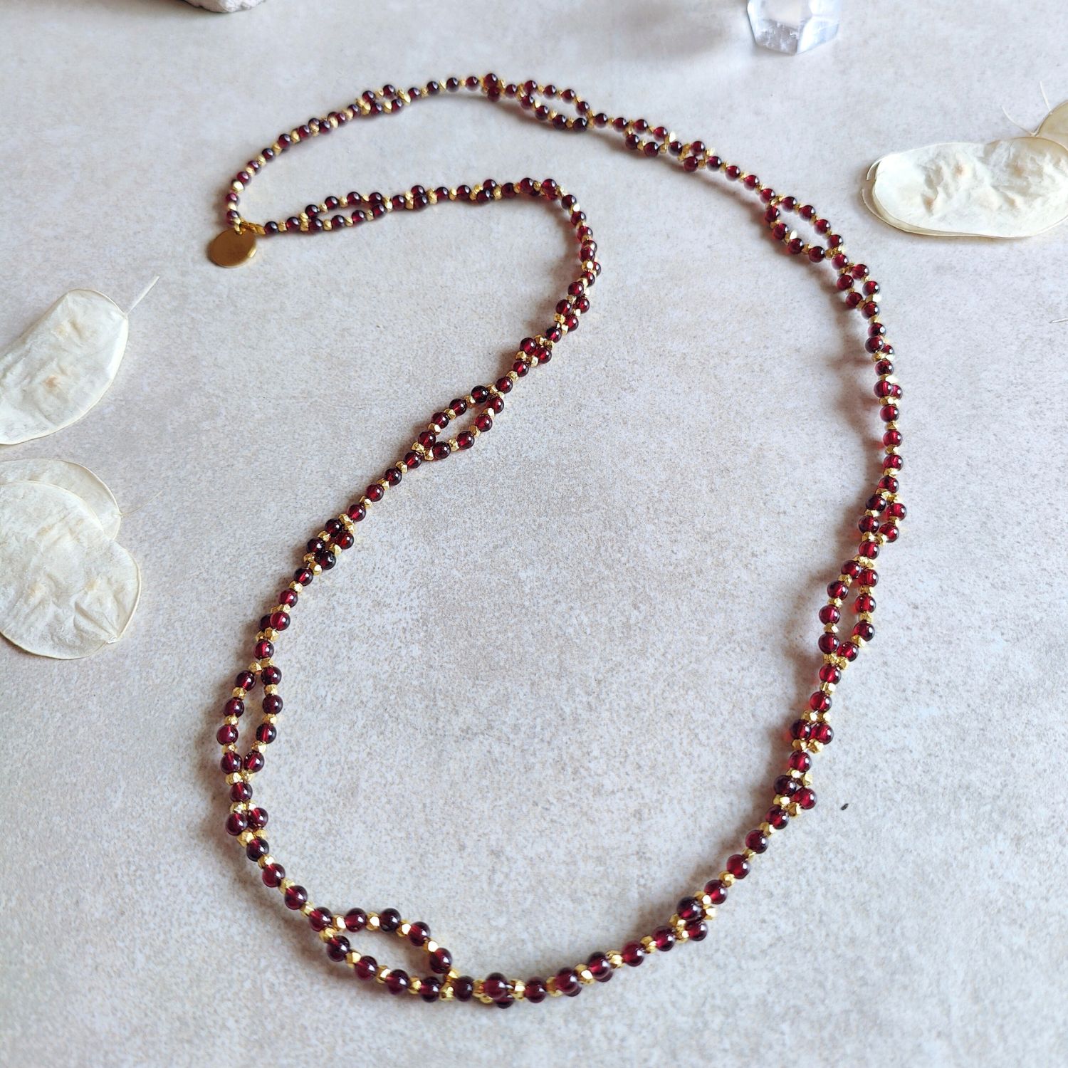 STUDIO-NAIONA-SACRED-FLAME-Tantric-Necklace_Titelbild