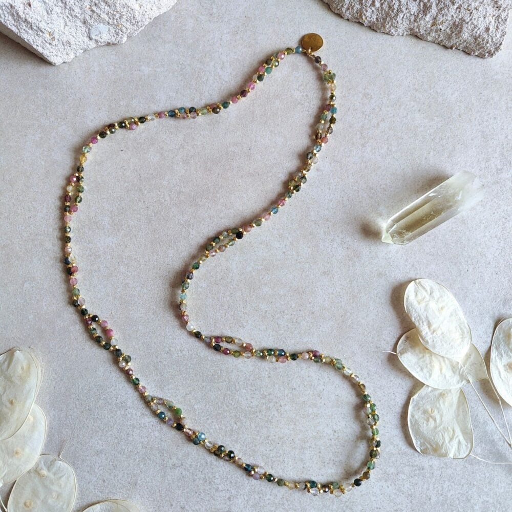 STUDIO-NAIONA-SACRED-METAMORPHOSIS-Tantric-Necklace_Titelbild