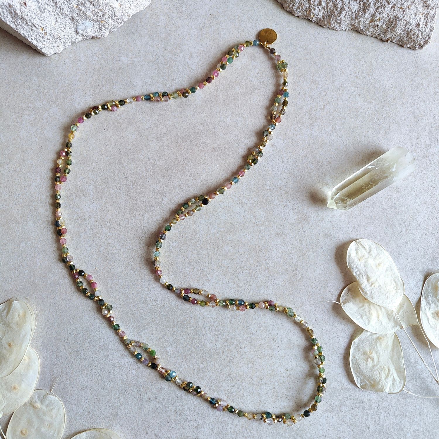 STUDIO-NAIONA-SACRED-METAMORPHOSIS-Tantric-Necklace_Titelbild