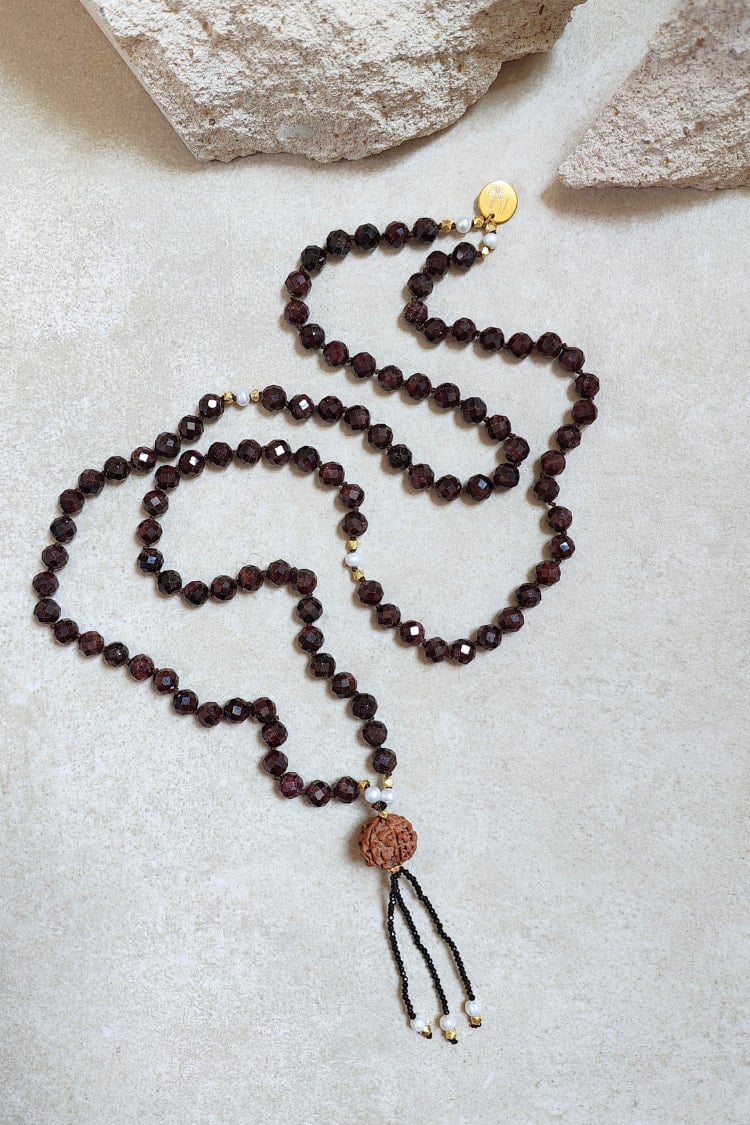 ŚRĪ KĀMA MĀLĀ by Carla Kuhlmann – Bild 2
