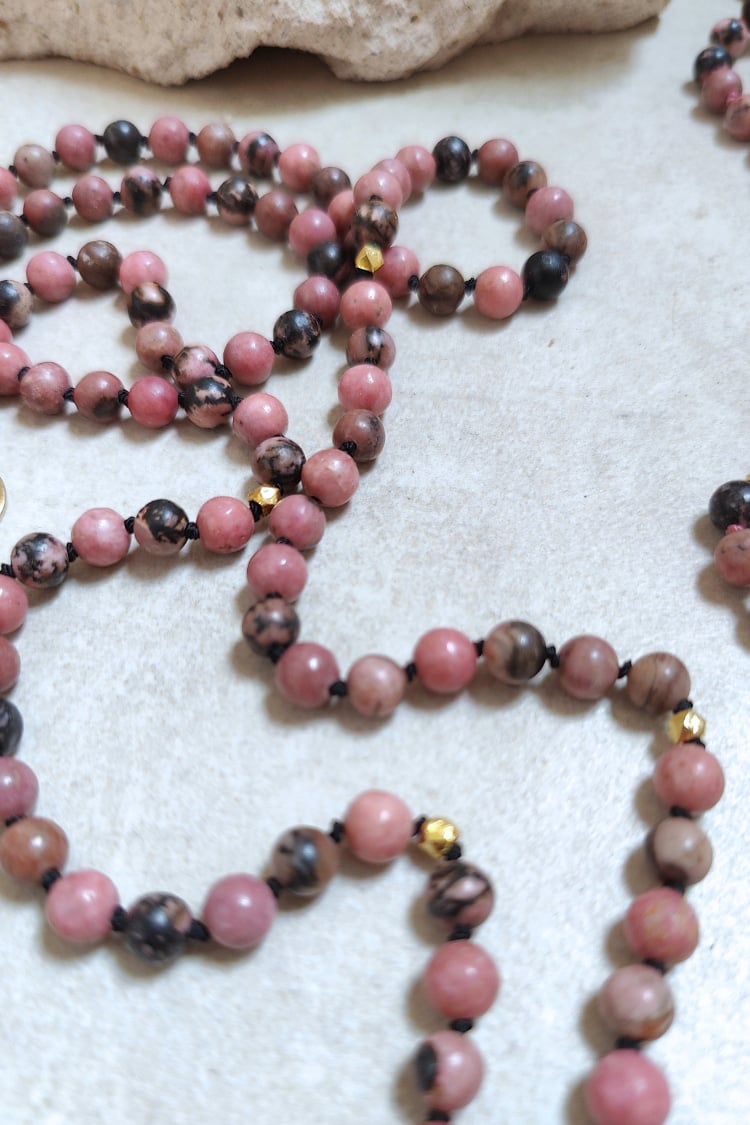 EMBRACE YOUR HEART Mala – Bild 5